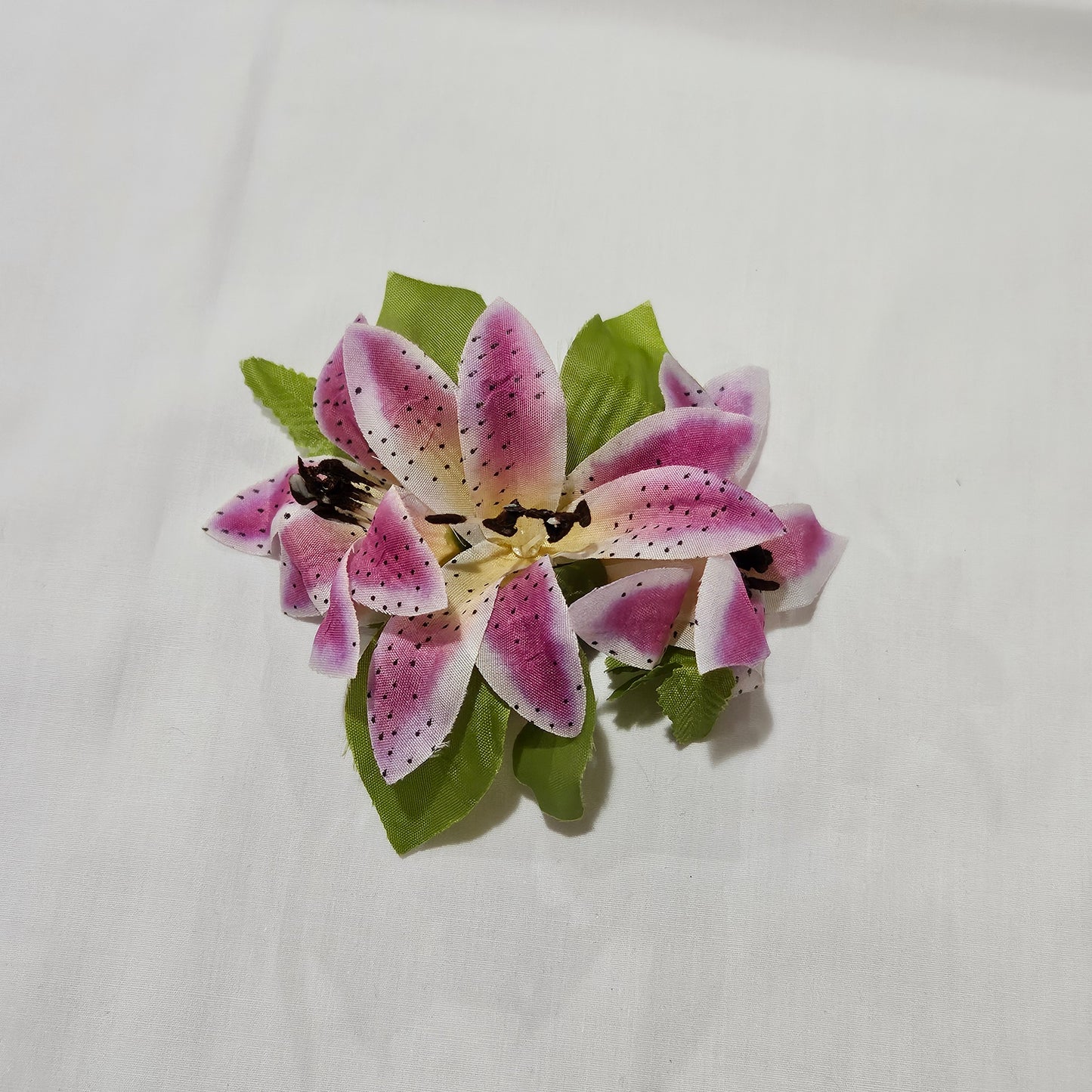 Small Orchid Hair Clip