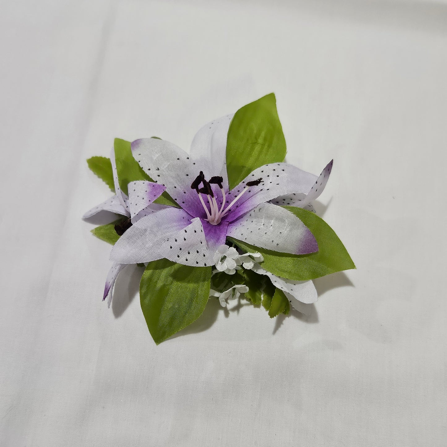 Small Orchid Hair Clip
