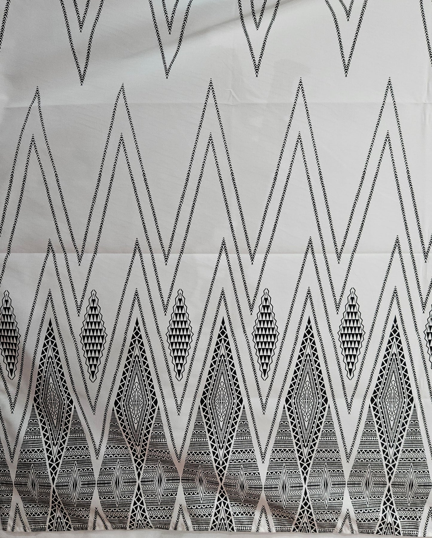 Diamonds Lavalava
