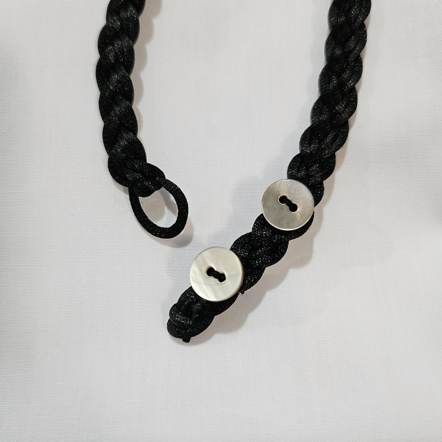 Young Monstera Shell Necklace