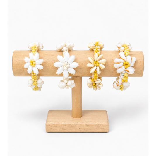 Shell Rosette Bracelet - Breeze