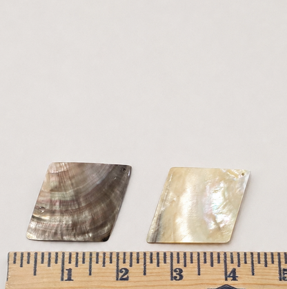 Mother of Pearl Shell - Diamond