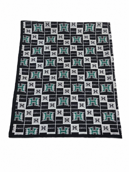 Reversible UH Manoa Blanket