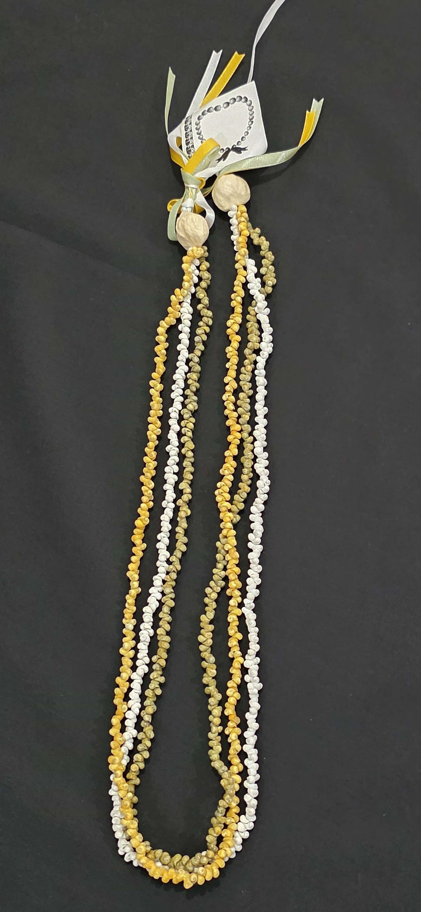Mongo Shell 3 Strand Lei